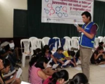 Eduardo Juu00e1rez, miembro de colectivo gay y ONG abortista Manuela Ramos.