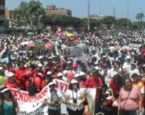 Peruanos se unen en Du00eda del Niu00f1o por Nacer.