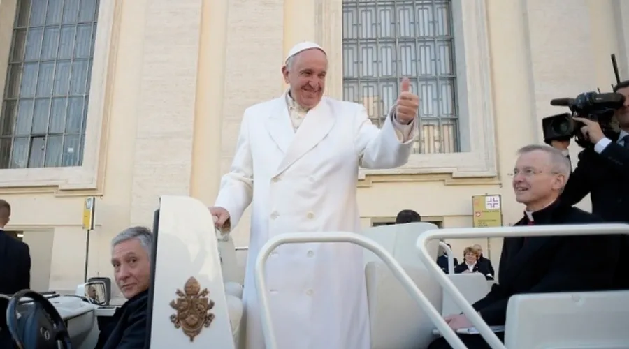 El Papa Francisco dirigió este "saludo de corazón" por el Año Nuevo 2016