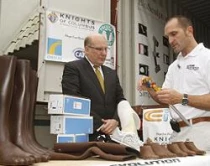 Emilio B. Moure de los Caballeros de Colu00f3n y representante de Medishare