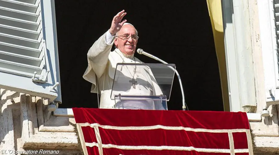 No escondamos nuestra fe y pertenencia a Cristo, alienta el Papa Francisco