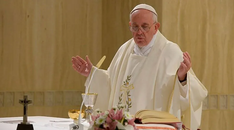 El Papa advierte: La armonía es del Espíritu pero el egoísmo y el amor al dinero destruyen
