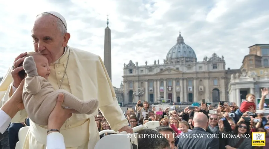 “Todo es don gratuito de Dios”, recuerda el Papa Francisco en Fiesta de la Inmaculada Concepción