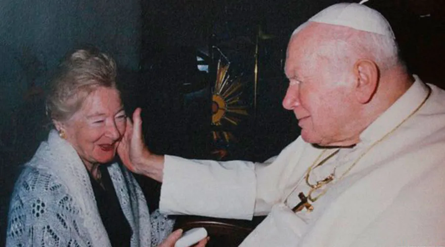¿Un bulo en la BBC? Juan Pablo II no tuvo “intensa relación” con una mujer casada