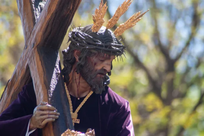 Iglesia en Latinoamérica ofrece recursos virtuales para vivir la Semana Santa en familia