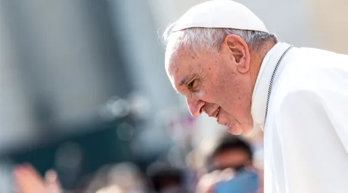 El cuerpo de los cristianos es esencial en la comunión con Dios, afirma el Papa Francisco
