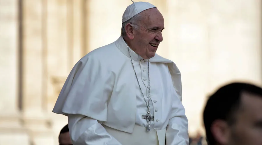 El Papa Francisco felicita a los argentinos en su Fiesta Nacional