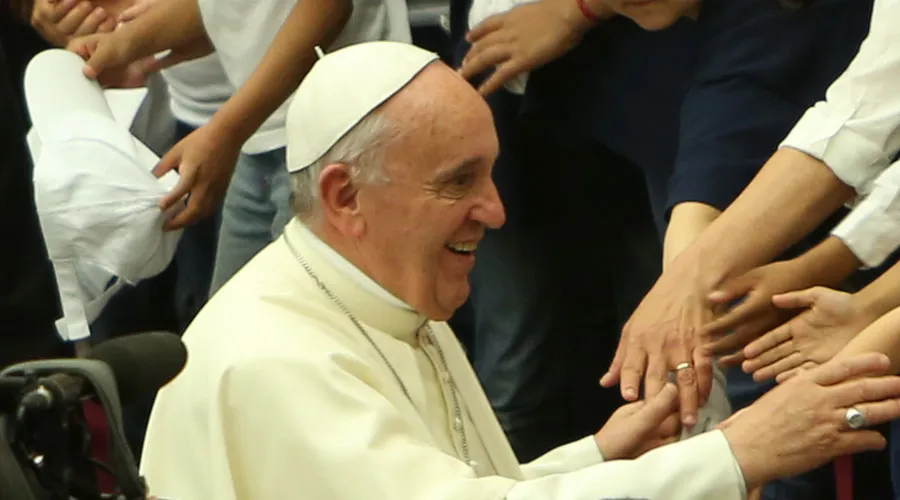 Papa Francisco: Urge testimoniar el Evangelio porque muchos aún esperan conocer a Jesús