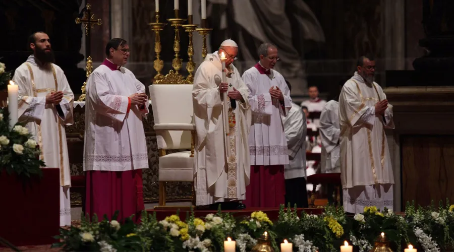 El Papa Francisco alerta a consagrados sobre una tentación que “seca el corazón”