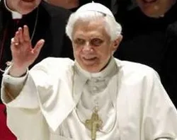 Sanación de víctimas de abusos es prioridad número uno, recuerda Benedicto XVI