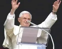 Estatura espiritual del hombre se mide por su esperanza, dice Benedicto XVI