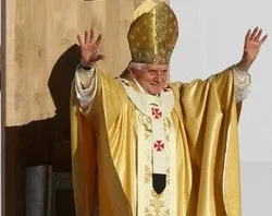 Desde Escocia, Benedicto XVI pide a católicos defender la fe en la esfera pública
