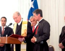 Cardenal Francisco Javier Erru00e1zuriz, Arzobispo de Santiago (Chile) en la bendiciu00f3n de la estatua (foto iglesia.cl)