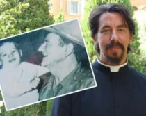 El nieto de John Wayne, P. Mateo Mu00fau00f1oz, y una foto de ambos de hace muchos au00f1os