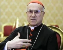 Cardenal Tarcisio Bertone, Secretario de Estado Vaticano