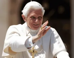 Benedicto XVI: En la Eucaristía nace capacidad de compartir la vida y los bienes