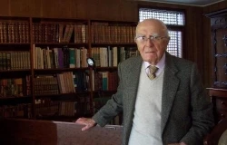 Histórico catedrático de ex PUCP: La Universidad es de la Iglesia