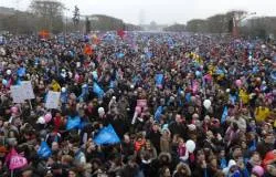 Más de 1 millón de personas en Francia: Sí al matrimonio y no a uniones gay