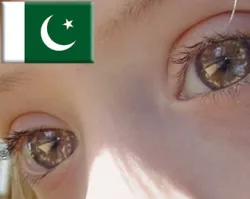 Pakistán: Unen esfuerzos para salvar a niña Down acusada de blasfemia