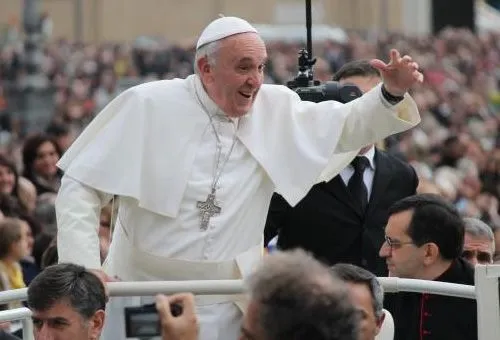 Papa Francisco: Que la Resurrección se irradie en la vida diaria