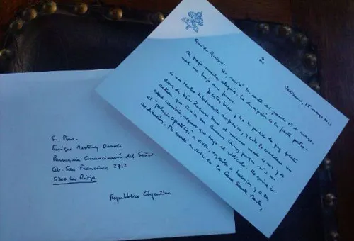 La carta que envió el Papa (foto AICA)