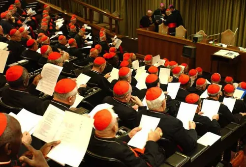 Cardenales terminan congregaciones generales antes de Cónclave que comienza mañana
