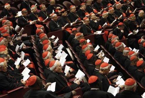 Primera congregación general contó con 103 cardenales electores