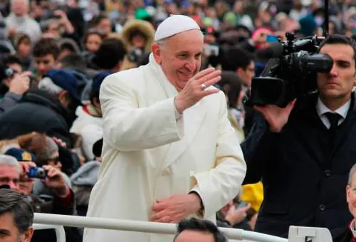 El Papa: El cuerpo de cada uno es resonancia de eternidad y debe ser respetado