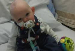 Joven madre rechazó aborto venciendo presión de médicos: Mi bebé es un ángel de arriba