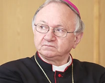 Mons. Zygmunt Zimowski, Presidente del Pontificio Consejo para los Operadores Sanitarios