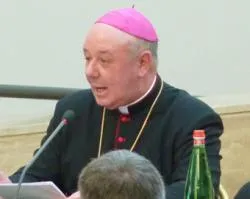 Mons. Sergio Pagano, Prefecto de los Archivos Secretos del Vaticano.