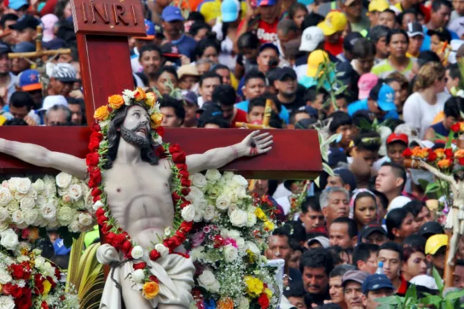Fieles podrán salir en procesión por Semana Santa después de dos años en Ecuador