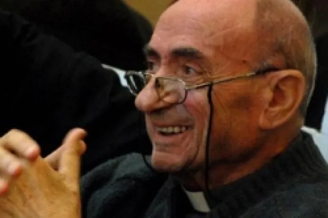 Fallece emblemático sacerdote que sirvió 45 años a la Iglesia en Argentina