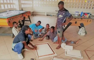 Niu00f1os del Centro Mamu00e1 Margarita en Cotonu00fa, Benu00edn, u00c1frica. Cru00e9dito: Salesian Missions. 