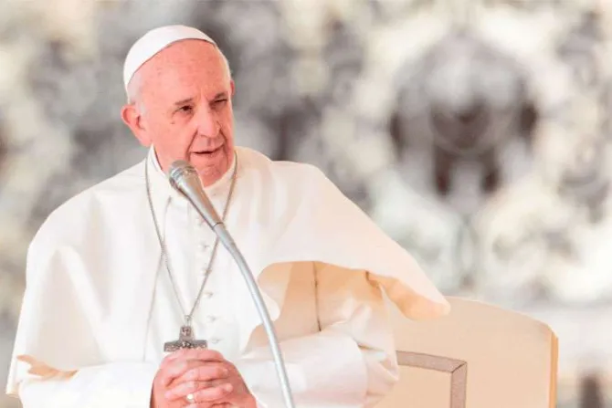 Papa Francisco se solidariza con periódicos golpeados por pandemia de coronavirus