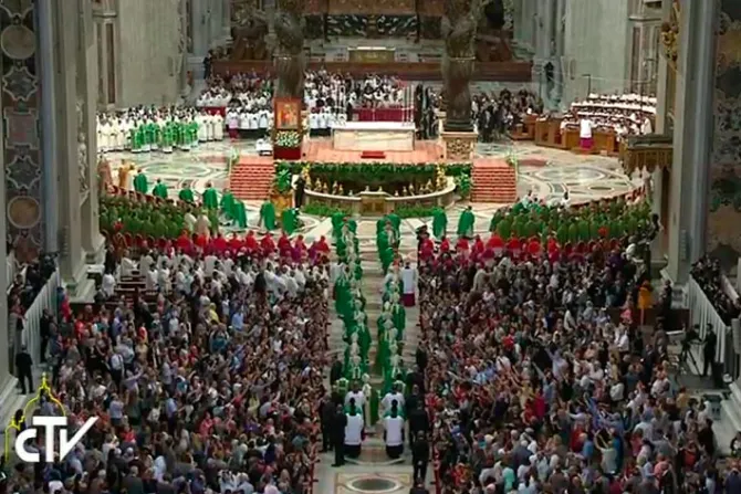 TEXTO: Homilía del Papa Francisco en la Vigilia de oración por el Sínodo sobre la Familia
