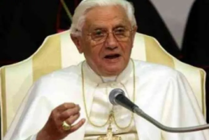 Benedicto XVI aboga por diálogo sincero y respetuoso entre religiones