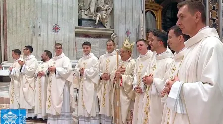Ordenan 11 sacerdotes en Roma, entre ellos dos de Sudamérica 21042024