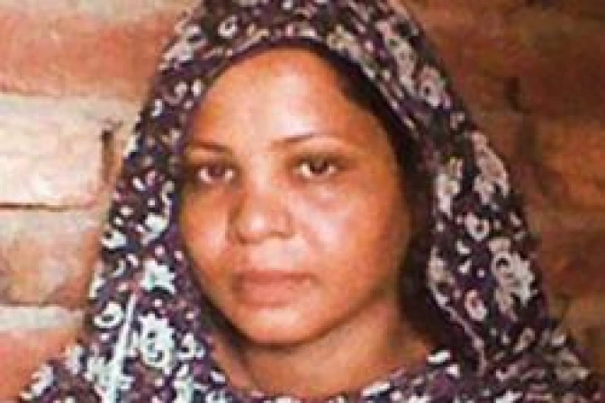 Asia Bibi nunca ha fallado en su fe, dice co autora de libro sobre madre católica encarcelada
