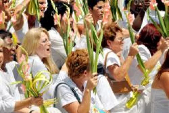 Cuba: Gobierno no quiere a damas de blanco en misas de Benedicto XVI