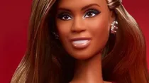 La nueva Barbie trans. Crédito: Mattel.
