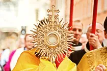 Procesión del Corpus Christi en Londres. Crédito: Catholic Church England - Mazur/catholicnews.org.uk - Flickr (CC BY-NC-ND 2.0).