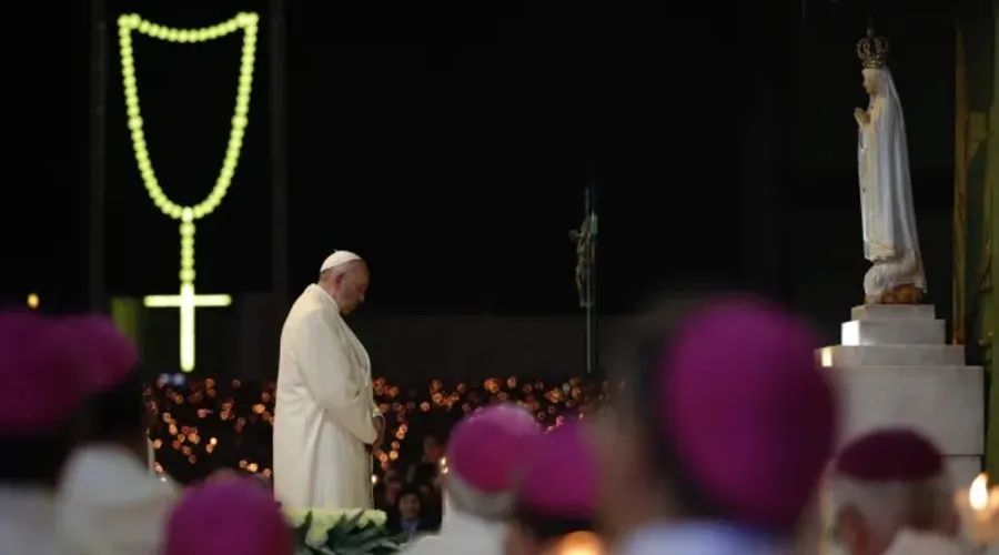 El Papa Francisco en Fátima (Portugal), 2017. Crédito: Daniel Ibáñez / ACI Prensa.