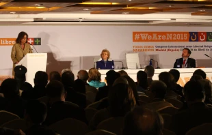 Ana Botella, alcaldesa de Madrid, Soledad Becerril, defensora del pueblo e Ignacio Arsuaga, presidente de HazteOu00edr. Foto: Flickr HazteOu00edr. 