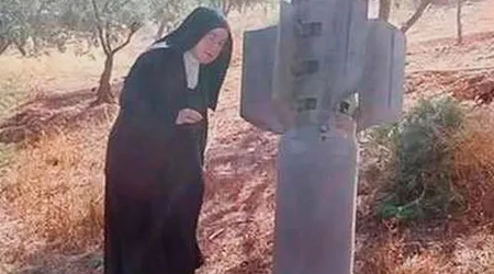 VIRAL: Misil cae en convento de religiosas de Alepo en Siria y no explota