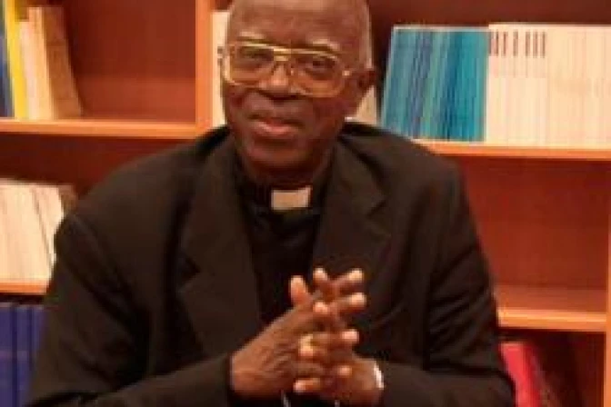 Toda África espera a Benedicto XVI, afirma funcionario vaticano