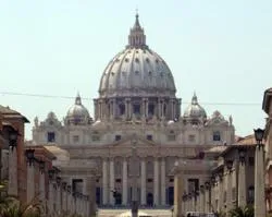 Estado Vaticano señala que armas incrementan conflicto en el mundo.