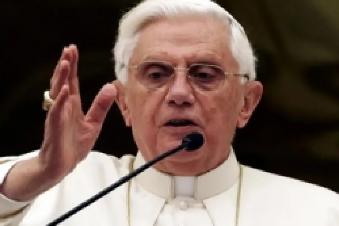 Benedicto XVI: María muestra riqueza de una vida que acepts el plan de Dios