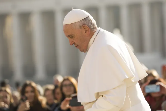 El Papa Francisco enviará ayuda económica a los afectados por el tsunami en Indonesia