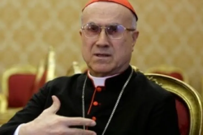 Cardenal Bertone: "El diablo no soporta claridad y purificación que caracterizan a Benedicto XVI"